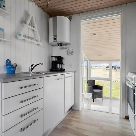 Lk2184-lokken-furreby-kirkevej-102 *